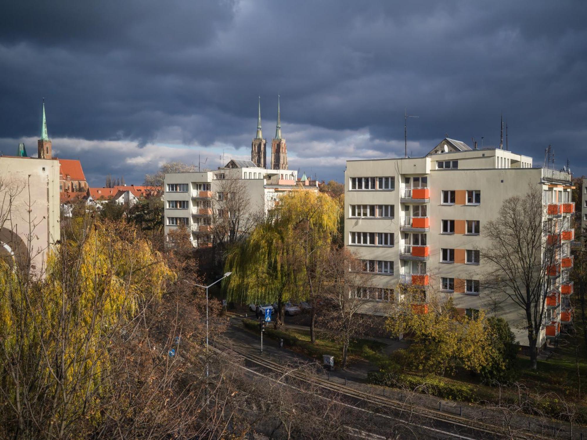 Apartamento Orange And Towers